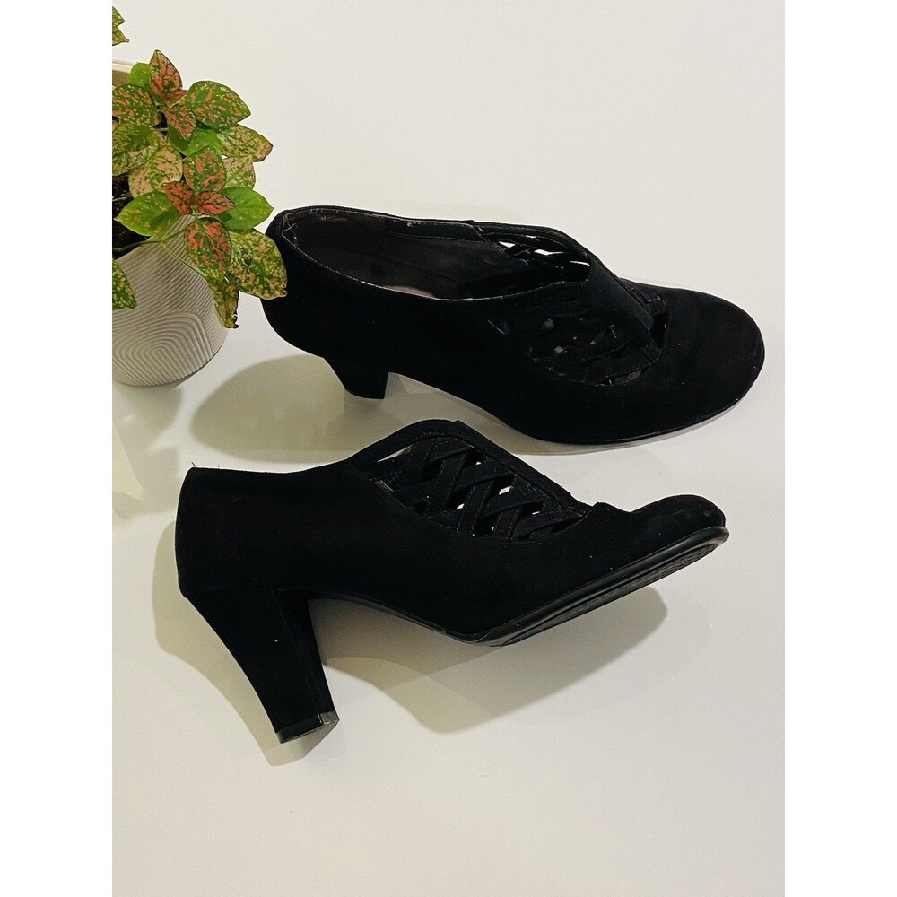 Aerosoles Black faux Suede Round Toe Block Heel Pumps 9.5 Womens Dress Shoes